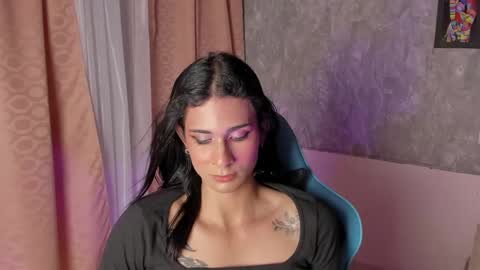 Mara online show from January 2025 10:40:01 PM