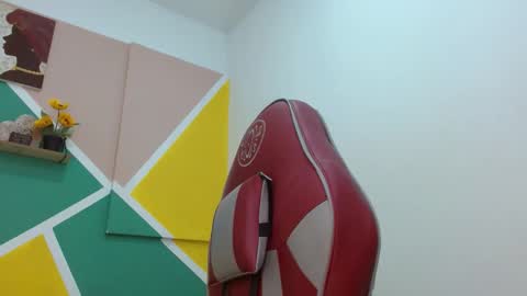 Snapshot of mara_summer chatting on March 2025 09:51:01 PM Mara 3 online show from March 2025 09:51:01 PM