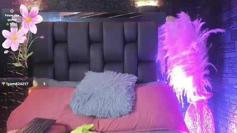 maraa_rivera online show from December 2025 07:40:02 PM