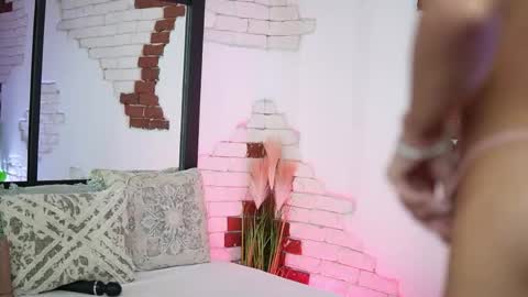  Mara  online show from May 2026 08:39:01 PM