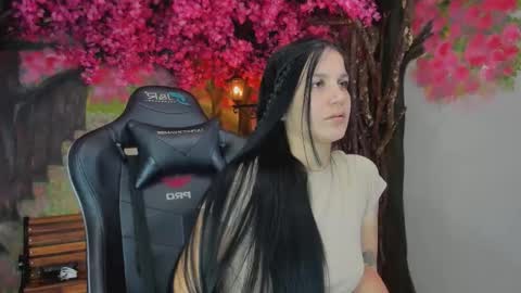 Snapshot of marahanson_ chatting on December 2025 03:38:02 PM Mara Hanson online show from December 2025 03:38:02 PM