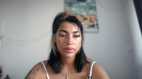 Marakuia online show from October 2025 06:03:02 AM