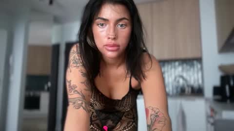 Marakuia online show from November 2025 10:26:01 AM