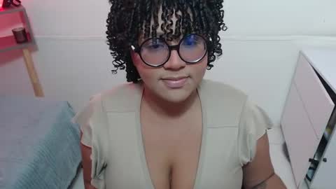 Snapshot of marasilk chatting on July 2026 01:56:02 AM Mara Silk online show from July 2026 01:56:02 AM