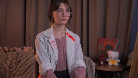 Snapshot of marcelinahumphry chatting on April 2026 02:03:01 PM Eva online show from April 2026 02:03:01 PM