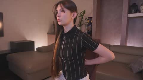 Snapshot of marcelinahumphry chatting on April 2026 11:59:01 AM Eva online show from April 2026 11:59:01 AM