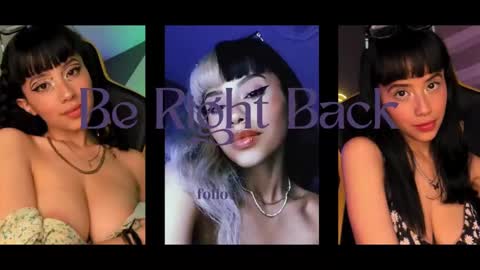 Snapshot of marcelinee__ chatting on December 2024 04:43:02 AM Marce  online show from December 2024 04:43:02 AM