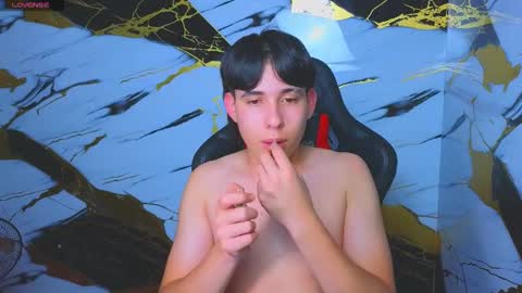 marcelo_boy online show from November 2025 04:00:01 AM