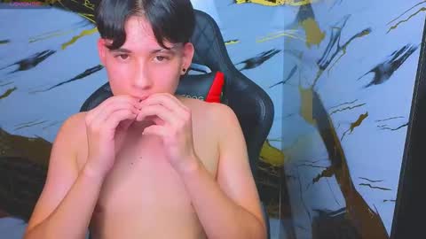 marcelo_boy online show from November 2025 05:57:01 PM