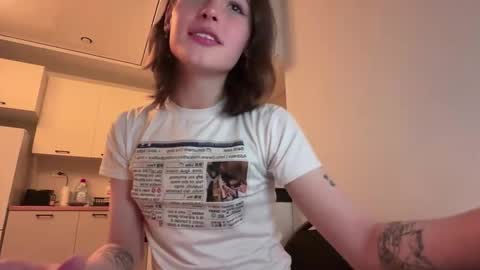 Snapshot of marciwakeup chatting on March 2026 11:19:01 PM marci wake up online show from March 2026 11:19:01 PM