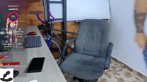 Marck  Independent model  online show from October 2025 01:30:02 AM