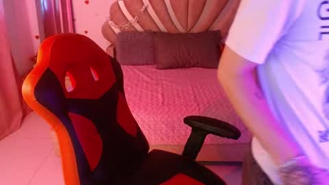 Marco  online show from April 2026 07:58:02 PM