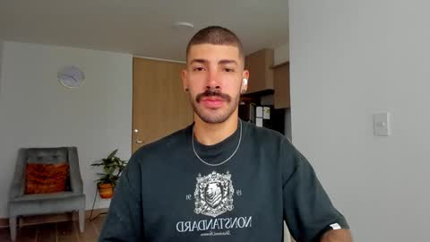 Snapshot of marco_tahani_ chatting on December 2024 12:12:02 PM Marco IG marco tahani online show from December 2024 12:12:02 PM