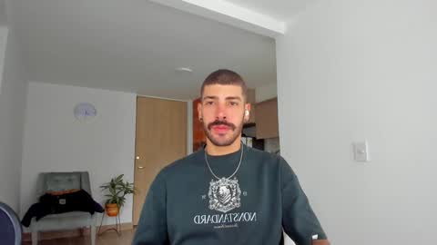 Snapshot of marco_tahani_ chatting on January 2025 12:27:02 PM Marco IG marco tahani online show from January 2025 12:27:02 PM