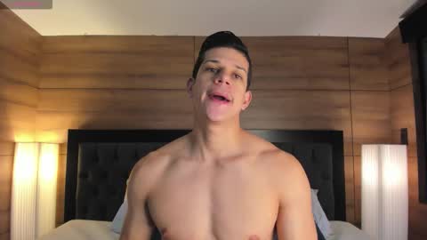 Marco Sullivan online show from October 2025 12:24:02 PM