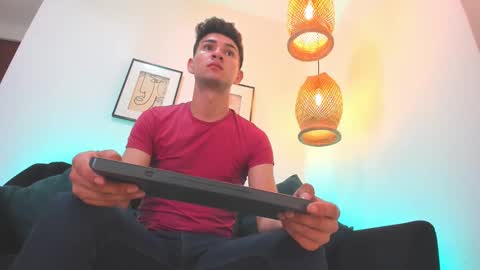 marcus_fire online show from March 2025 03:35:02 AM