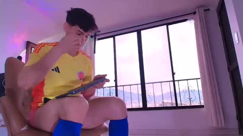 marcus_fire online show from November 2025 08:13:02 PM