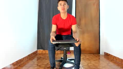 marcus_fire online show from December 2025 02:50:02 AM