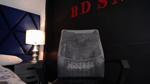 Snapshot of marcus_hanks chatting on February 2025 02:24:01 PM Marcus Hanks online show from February 2025 02:24:01 PM