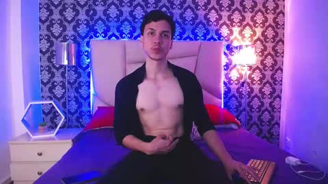 Snapshot of marcus_hanks chatting on February 2025 05:31:02 AM Marcus Hanks online show from February 2025 05:31:02 AM