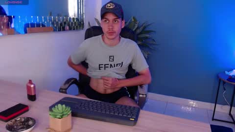 Snapshot of marcus_hanks chatting on March 2025 07:51:02 AM Marcus Hanks online show from March 2025 07:51:02 AM