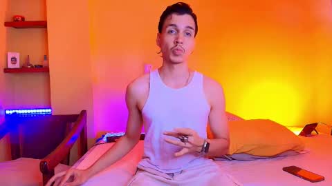 Snapshot of marcus_hanks chatting on September 2025 04:36:02 AM Marcus Hanks online show from September 2025 04:36:02 AM