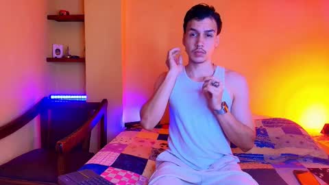 Snapshot of marcus_hanks chatting on October 2025 04:42:01 AM Marcus Hanks online show from October 2025 04:42:01 AM