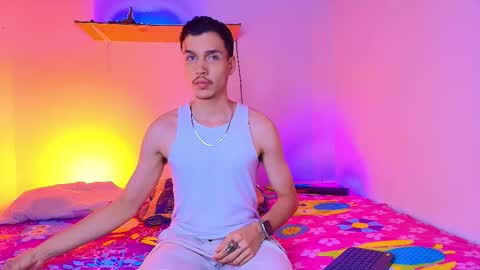 Snapshot of marcus_hanks chatting on October 2025 07:12:02 AM Marcus Hanks online show from October 2025 07:12:02 AM