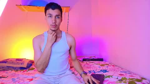 Snapshot of marcus_hanks chatting on November 2025 05:50:01 AM Marcus Hanks online show from November 2025 05:50:01 AM