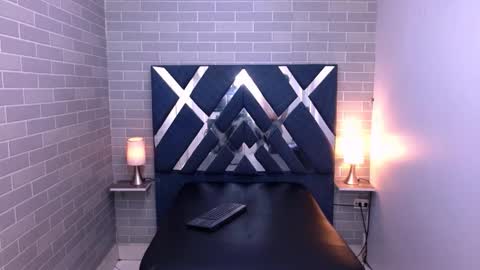 marcus hans online show from November 2025 06:52:01 PM