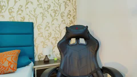 marcus_jeron online show from September 2025 05:34:02 PM