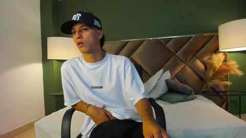 marcus_jeron online show from October 2025 04:11:01 AM