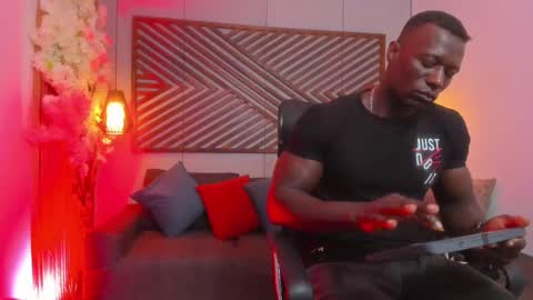 Snapshot of marcusblack_ chatting on September 2025 11:47:02 AM Marcusssss online show from September 2025 11:47:02 AM