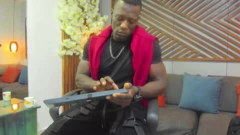 Snapshot of marcusblack_ chatting on October 2025 11:40:02 AM Marcusssss online show from October 2025 11:40:02 AM