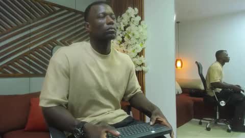 Snapshot of marcusblack_ chatting on October 2025 11:40:01 AM Marcusssss online show from October 2025 11:40:01 AM