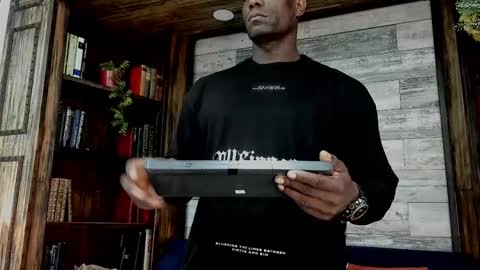 Snapshot of marcusblack_ chatting on December 2025 11:48:01 AM Marcusssss online show from December 2025 11:48:01 AM