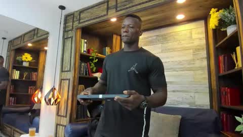 Marcusssss online show from December 2025 12:23:02 PM