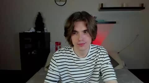 Snapshot of marcusjones1 chatting on December 2024 02:57:02 AM Marcus Jones online show from December 2024 02:57:02 AM