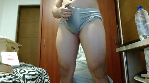   online show from November 2025 10:32:01 PM