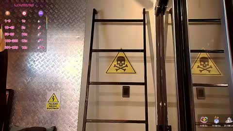 Snapshot of marcusrain_ chatting on September 2025 01:18:02 AM Marcus online show from September 2025 01:18:02 AM