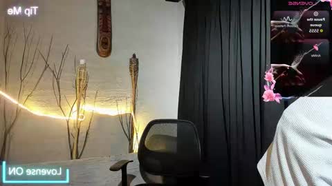 Snapshot of marcusrain_ chatting on December 2025 04:20:03 AM Marcus online show from December 2025 04:20:03 AM