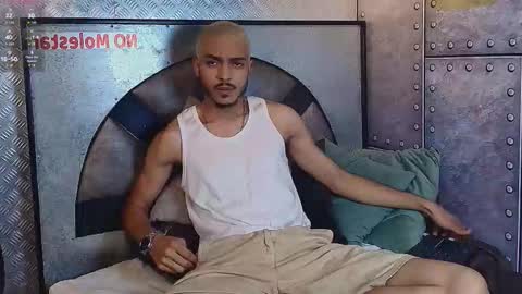 Snapshot of marcusrain_ chatting on February 2026 06:01:01 AM Marcus online show from February 2026 06:01:01 AM