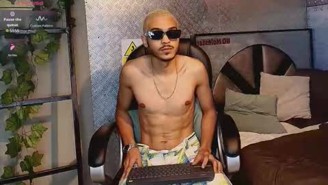 Snapshot of marcusrain_ chatting on February 2026 03:23:02 AM Marcus online show from February 2026 03:23:02 AM