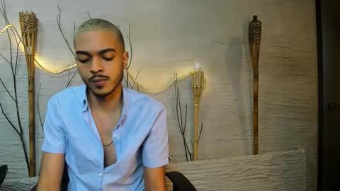 Snapshot of marcusrain_ chatting on February 2026 03:46:01 AM Marcus online show from February 2026 03:46:01 AM