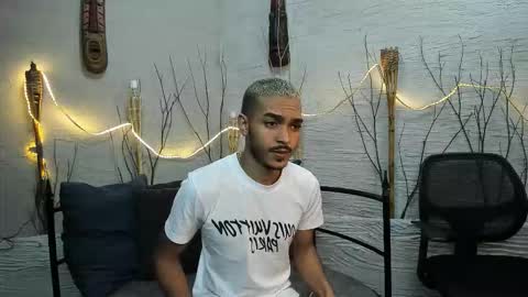 Snapshot of marcusrain_ chatting on February 2026 03:36:02 AM Marcus online show from February 2026 03:36:02 AM