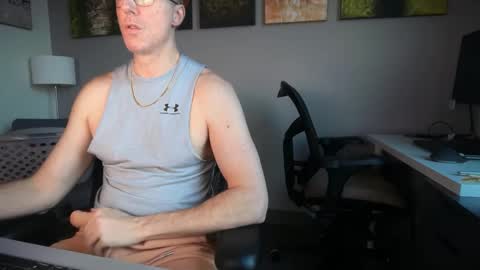 Snapshot of marcusripped1 chatting on April 2026 12:21:02 AM Marcus online show from April 2026 12:21:02 AM