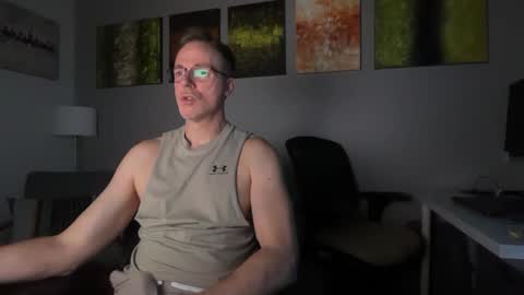 Snapshot of marcusripped1 chatting on April 2026 12:43:02 AM Marcus online show from April 2026 12:43:02 AM