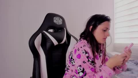 Maria online show from February 2025 06:33:01 PM