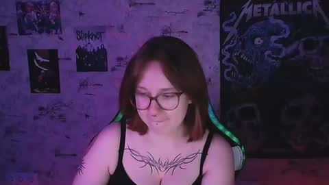 Snapshot of margaret_red chatting on June 2026 06:39:01 PM Margaret online show from June 2026 06:39:01 PM