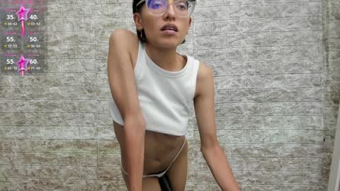 Aitana online show from January 2025 04:49:01 AM